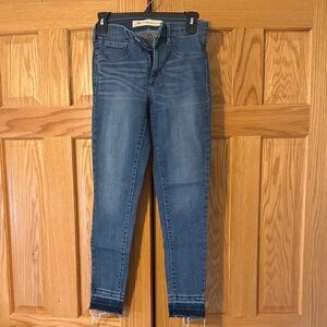 GAP Women's Medium Blue Skinny Jeans